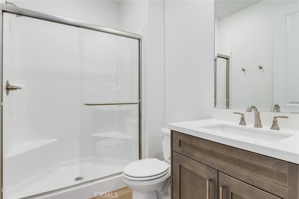 783 Railway Lane Property Photo 14