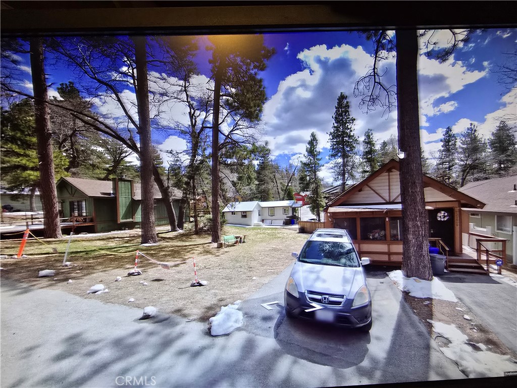32909 Chipmunk Property Photo 1