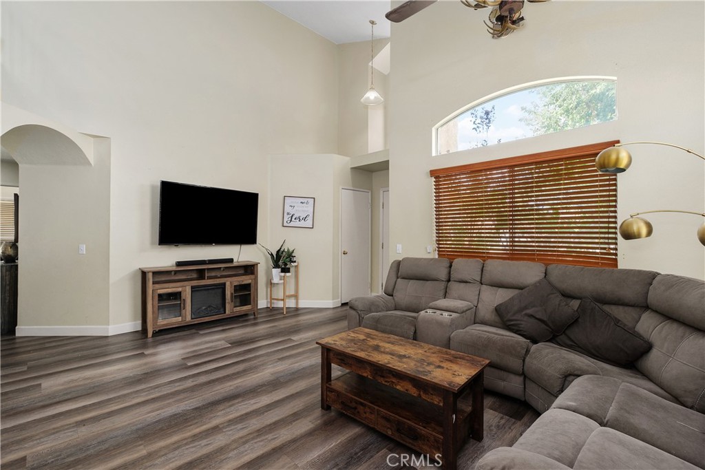 1004 Radka Property Photo 8