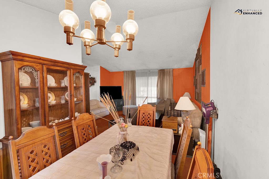 2538 E Canterbury E Property Photo 6