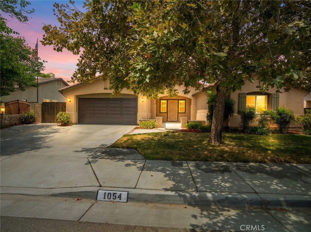 1054 Waterleaf Property Photo 1