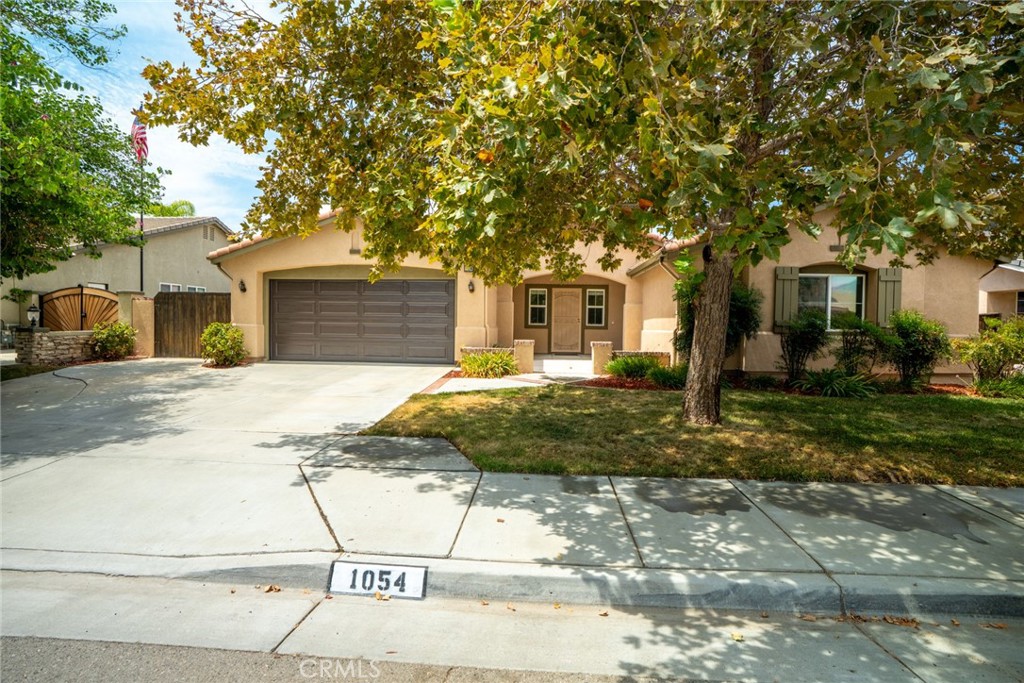 1054 Waterleaf Property Photo 1