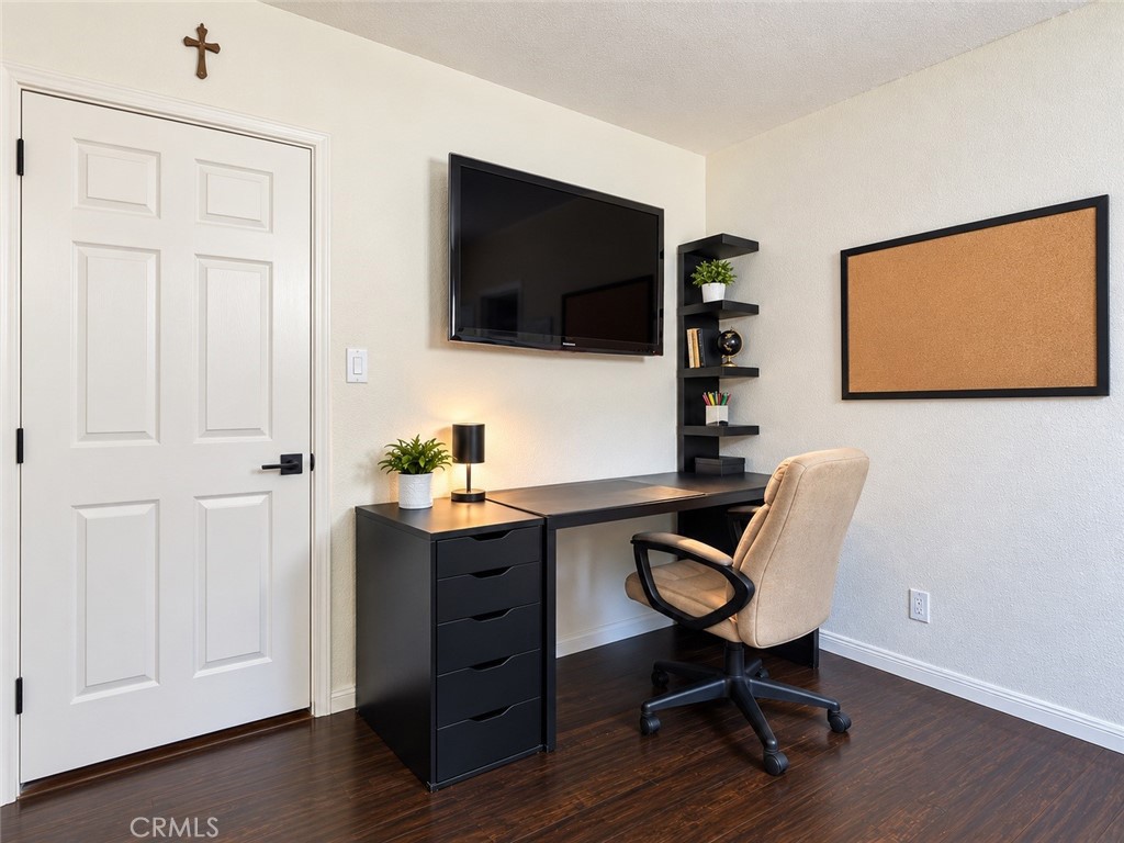 2784 N Mountain View Avenue Property Photo 15