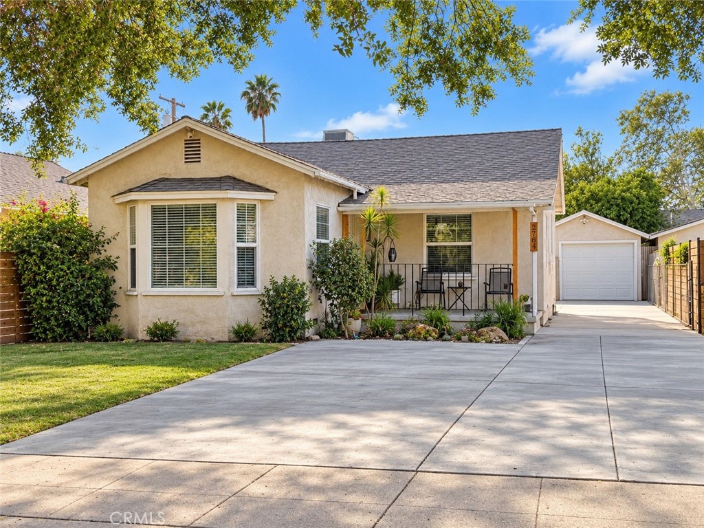 2784 N Mountain View Avenue Property Photo 17