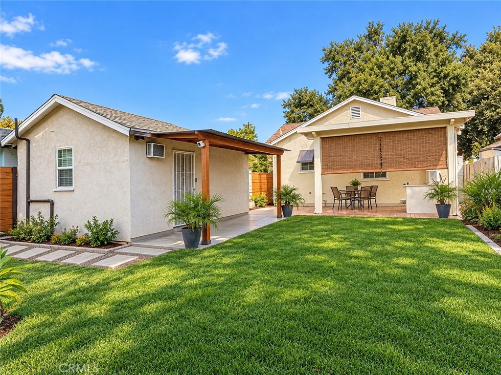 2784 N Mountain View Avenue Property Photo 24