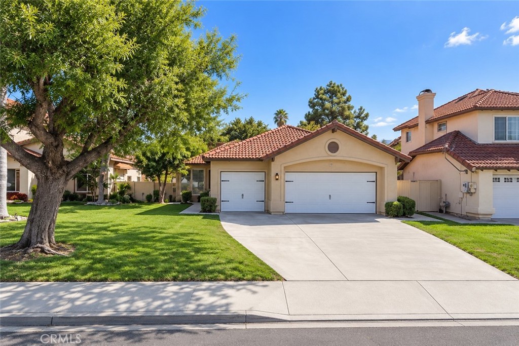 16786 Via Pamplona Property Photo 1