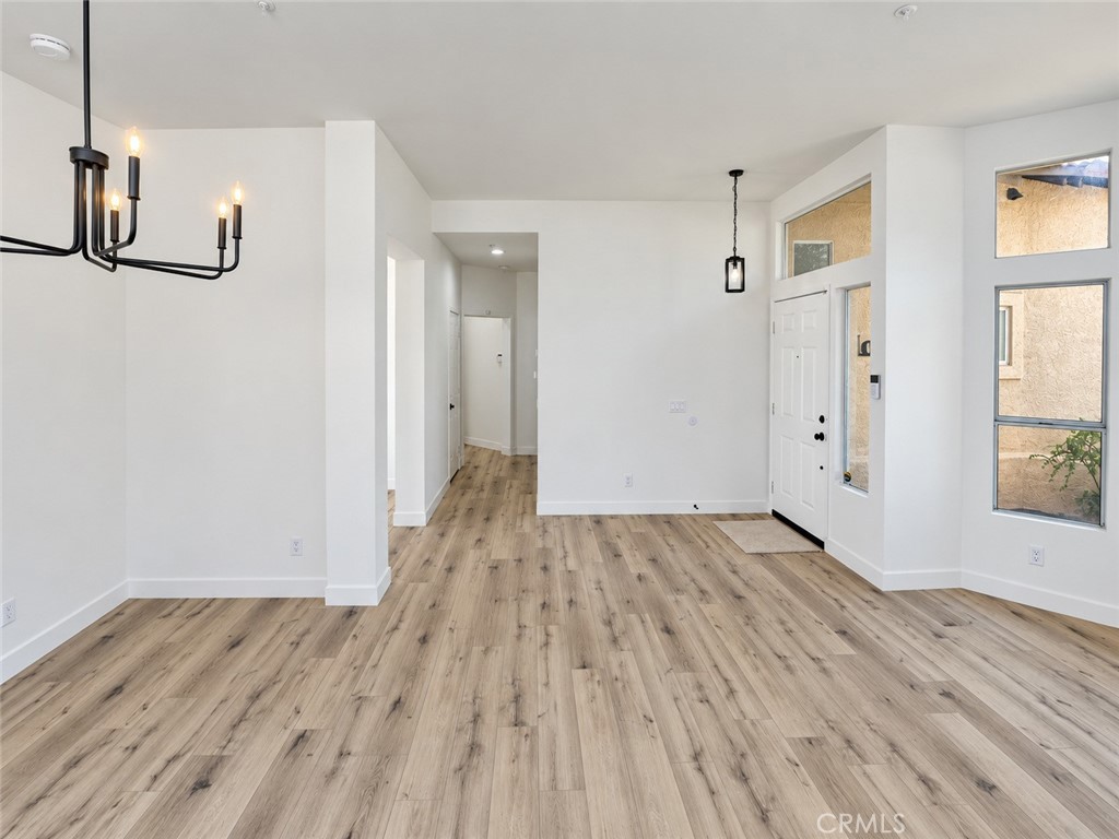 16786 Via Pamplona Property Photo 7