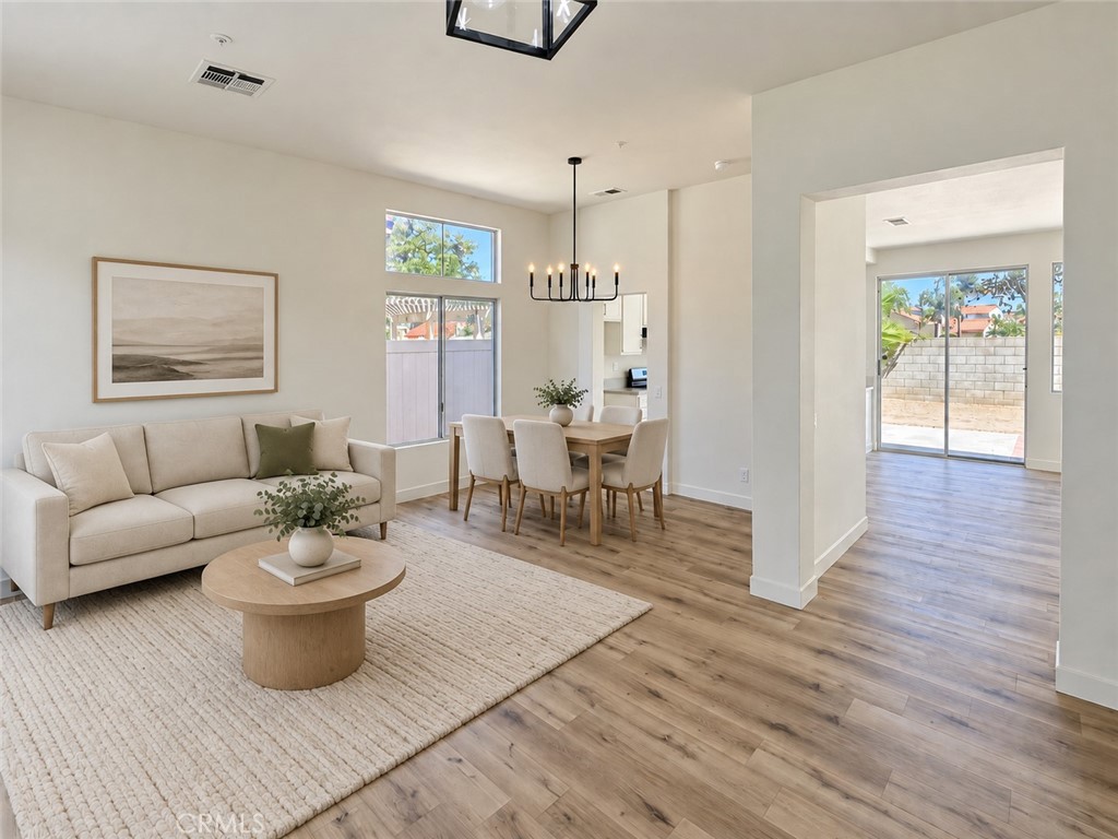16786 Via Pamplona Property Photo 12