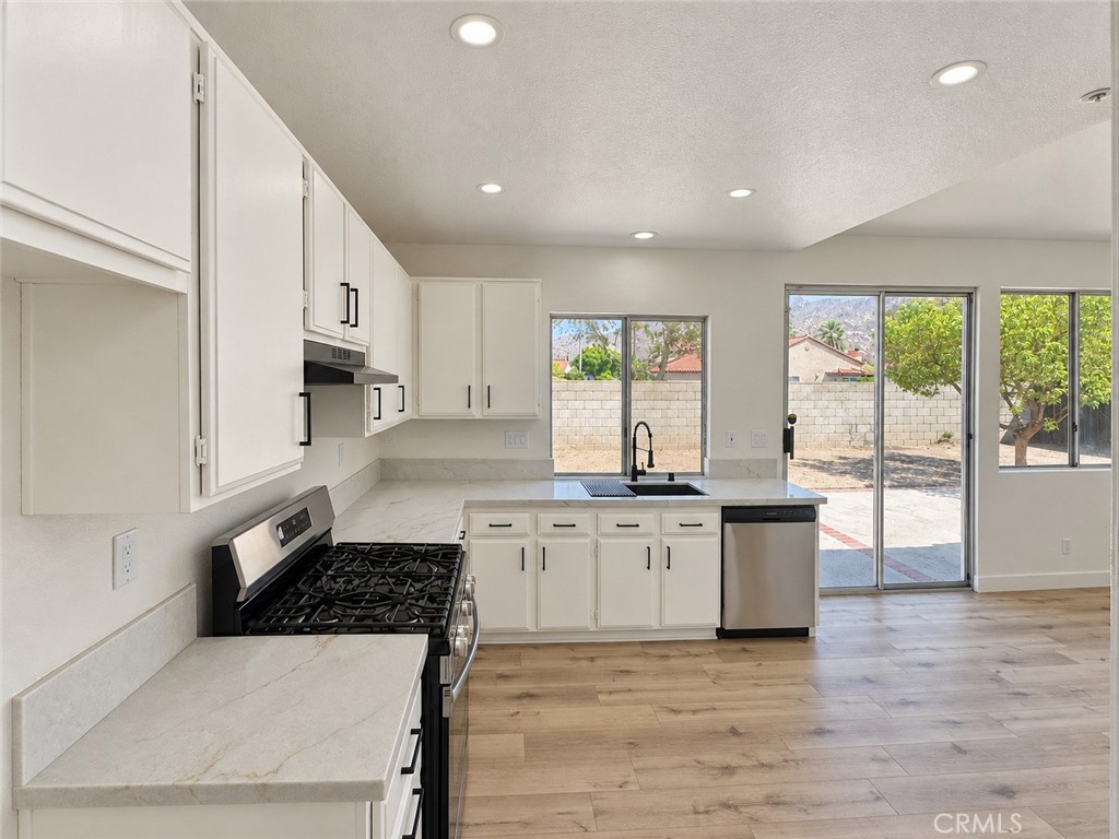 16786 Via Pamplona Property Photo 19
