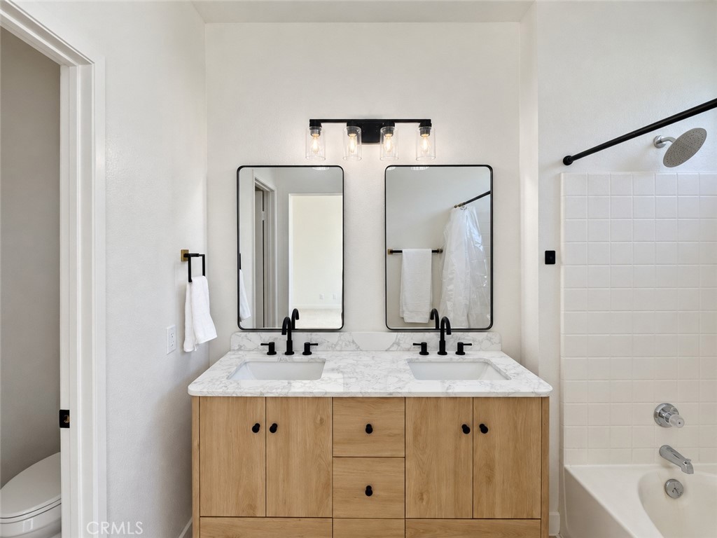 16786 Via Pamplona Property Photo 26