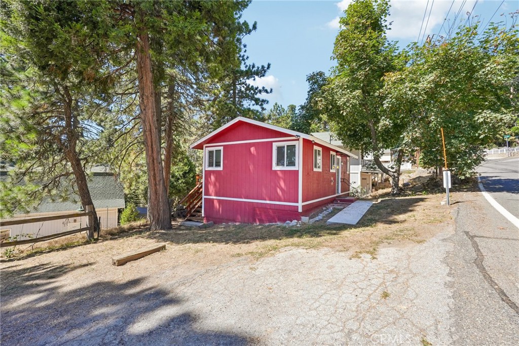 21461 Crest Forest Property Photo 6