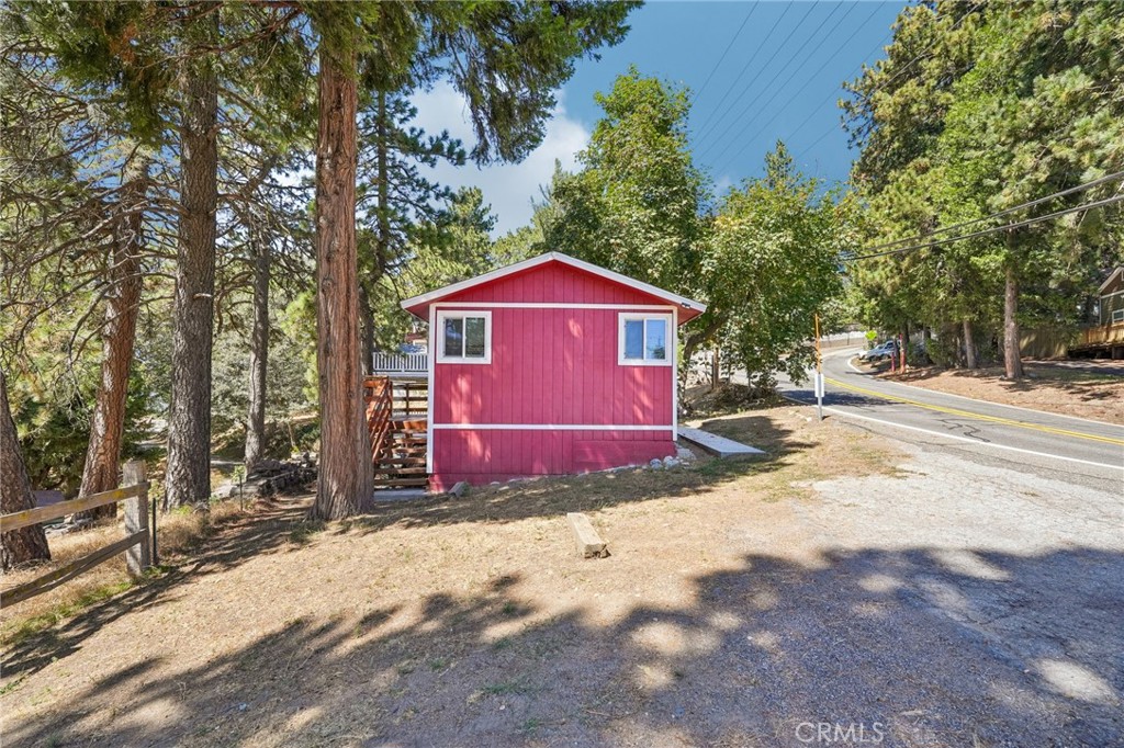 21461 Crest Forest Property Photo 7