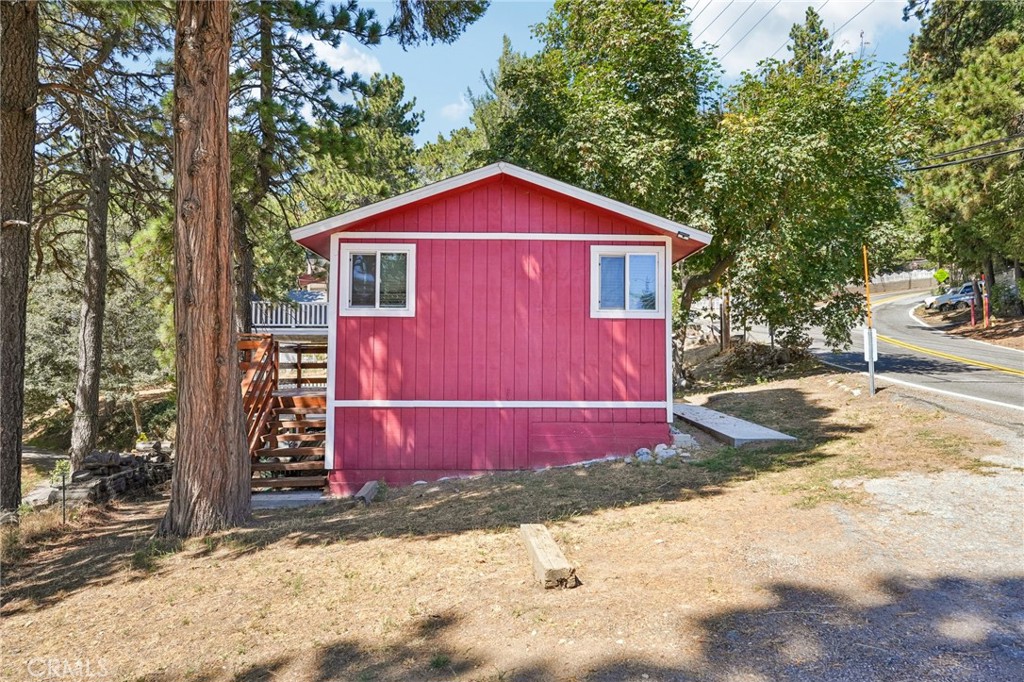 21461 Crest Forest Property Photo 8