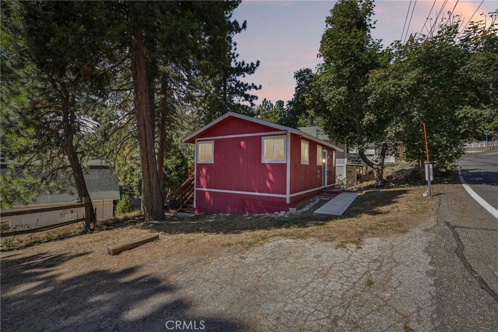 21461 Crest Forest Property Photo 35