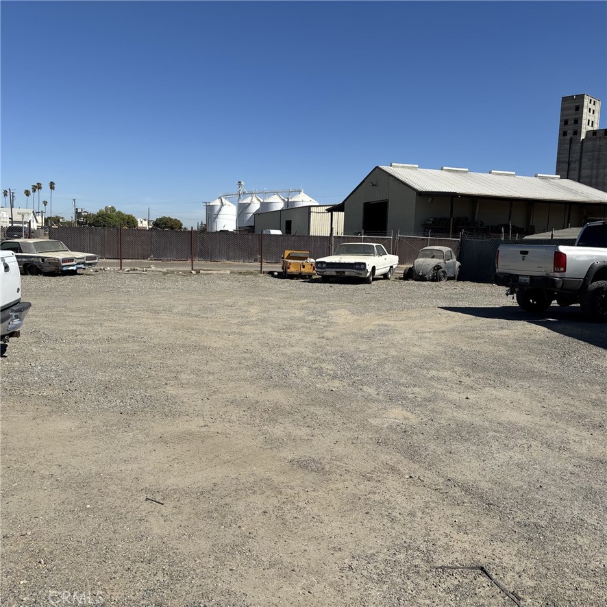 1235 Flory Property Photo 6