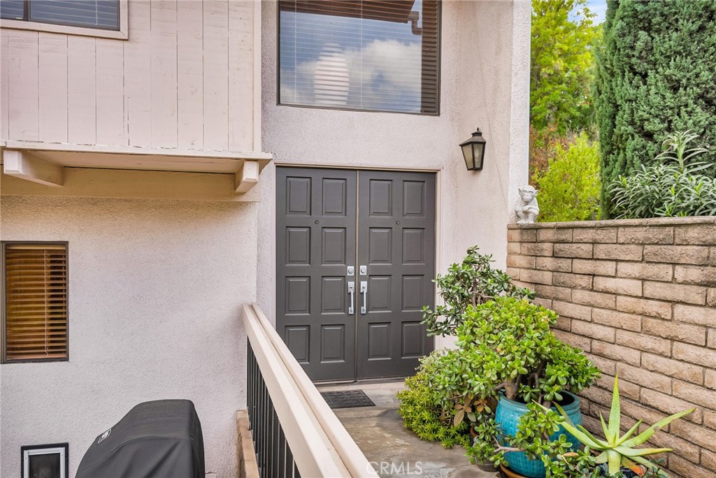 2252 El Capitan Property Photo 4