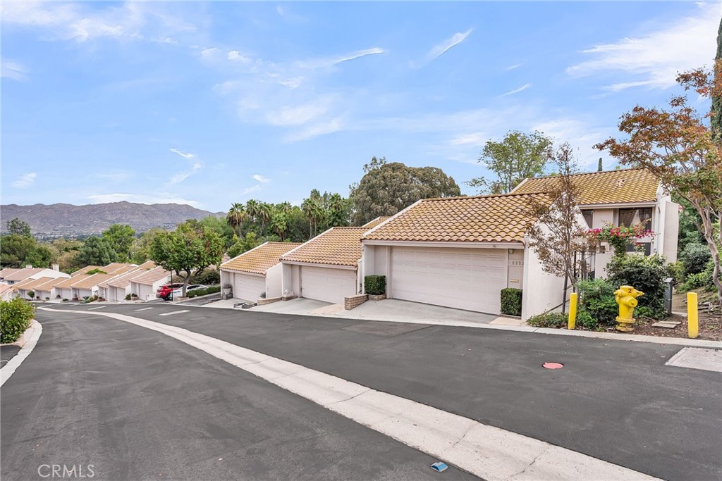 2252 El Capitan Property Photo 6