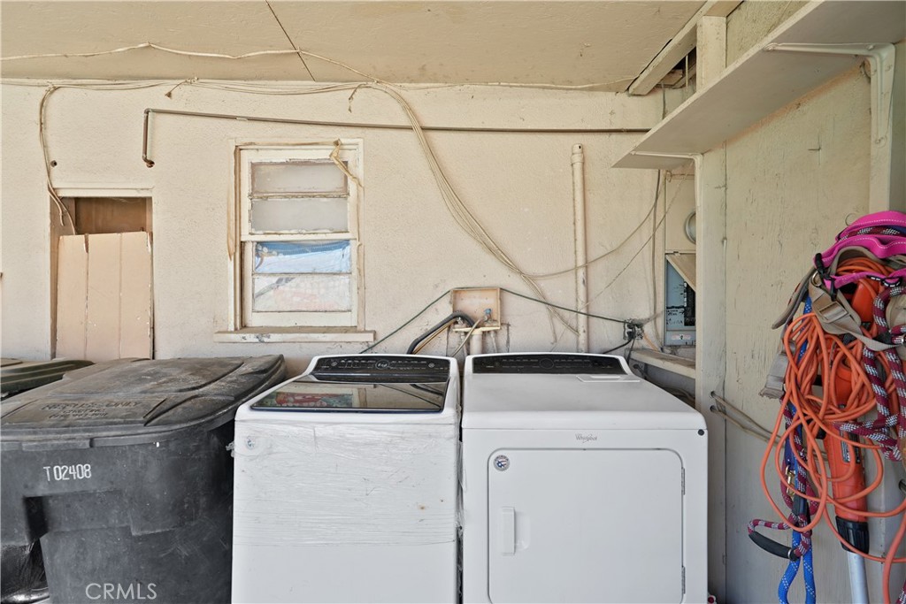 332 W 11th Street Property Photo 26