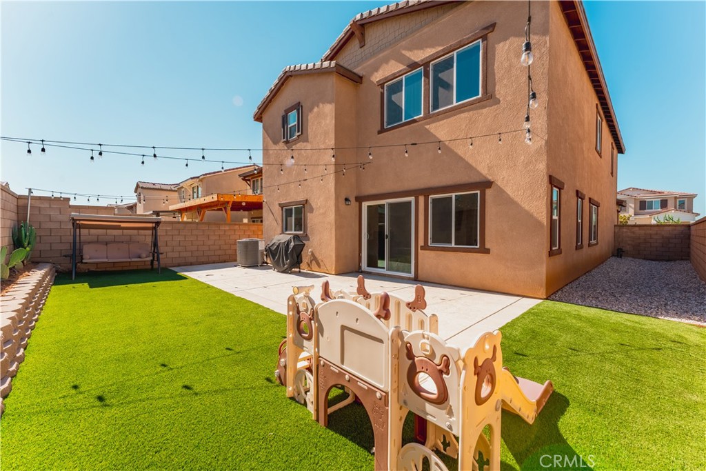 6348 Autumn Leaf Property Photo 42