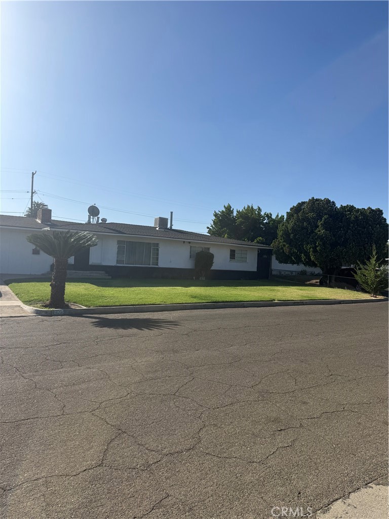 2105 N Archie Property Photo 1