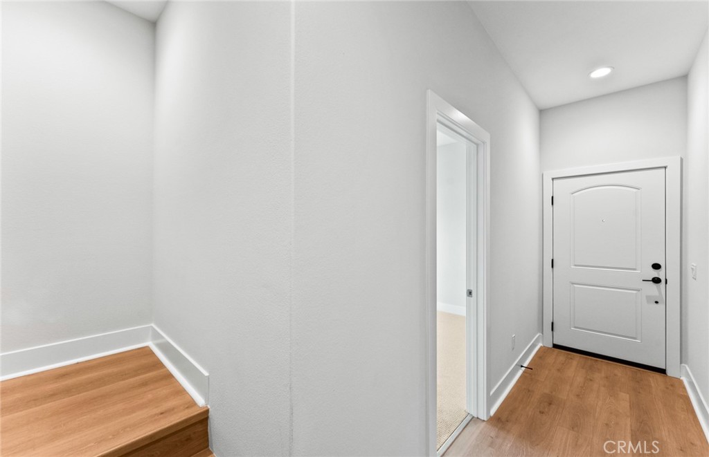 100 Pickwick Lane Property Photo 4