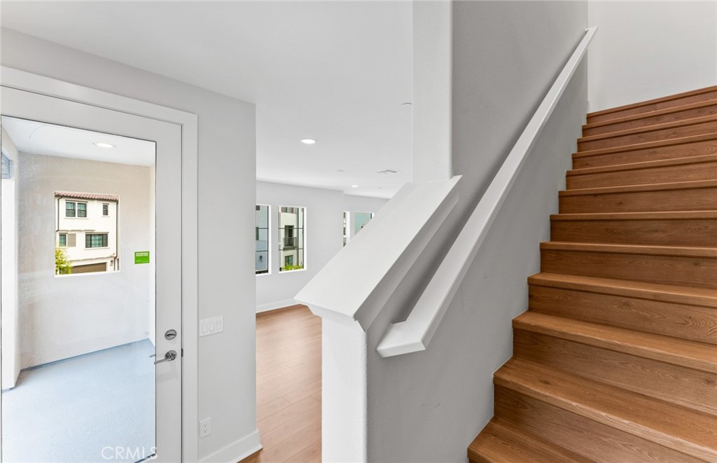 100 Pickwick Lane Property Photo 22