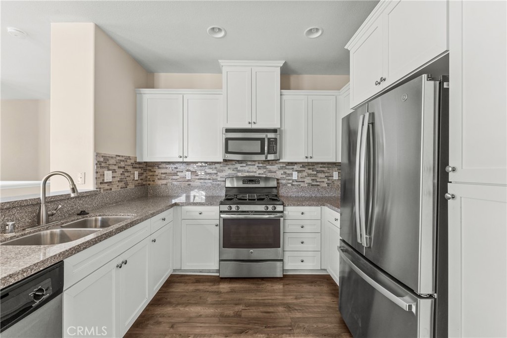 16001 Chase Property Photo 13