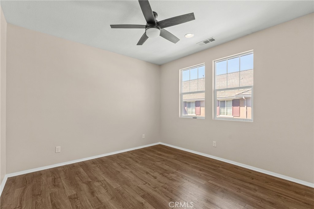 16001 Chase Property Photo 15