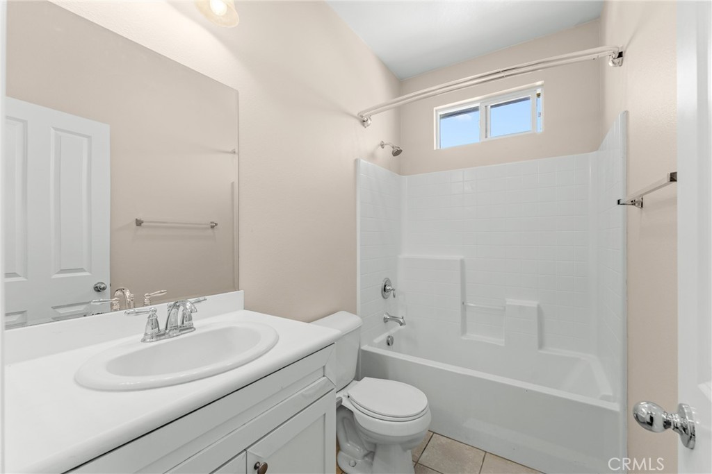 16001 Chase Property Photo 23