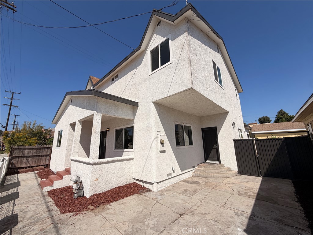 2212 Gates Property Photo 1