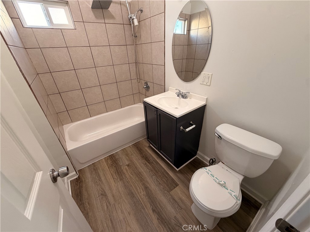 2212 Gates Property Photo 6