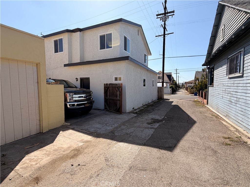 2212 Gates Property Photo 18