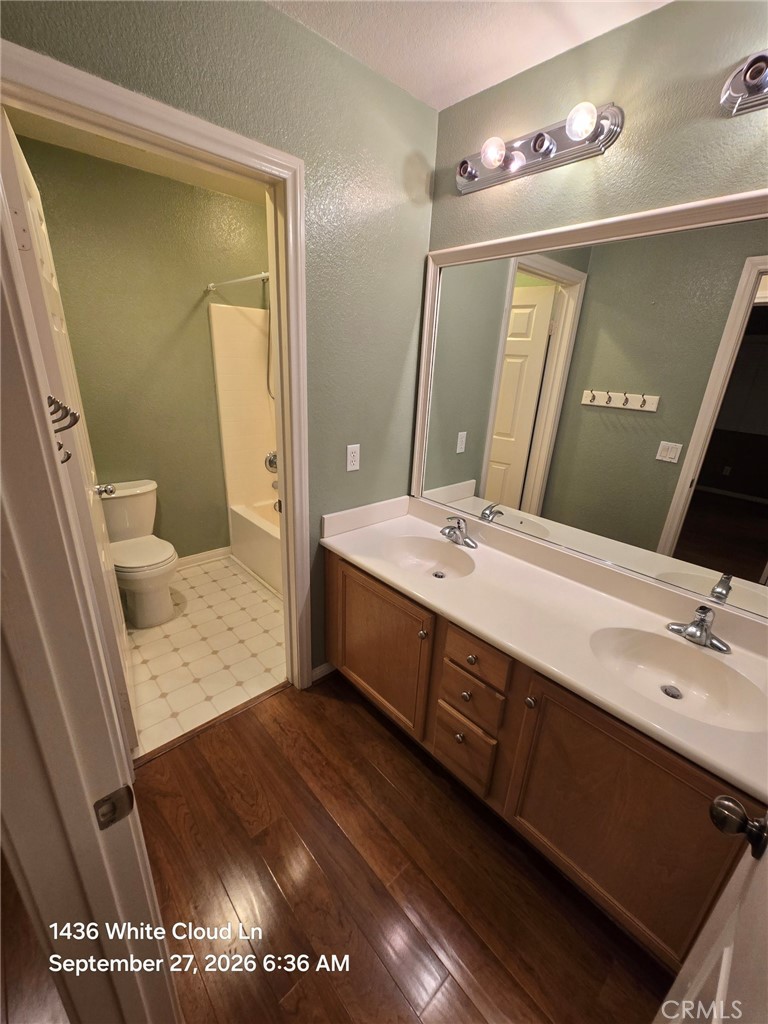 1436 White Cloud Property Photo 13