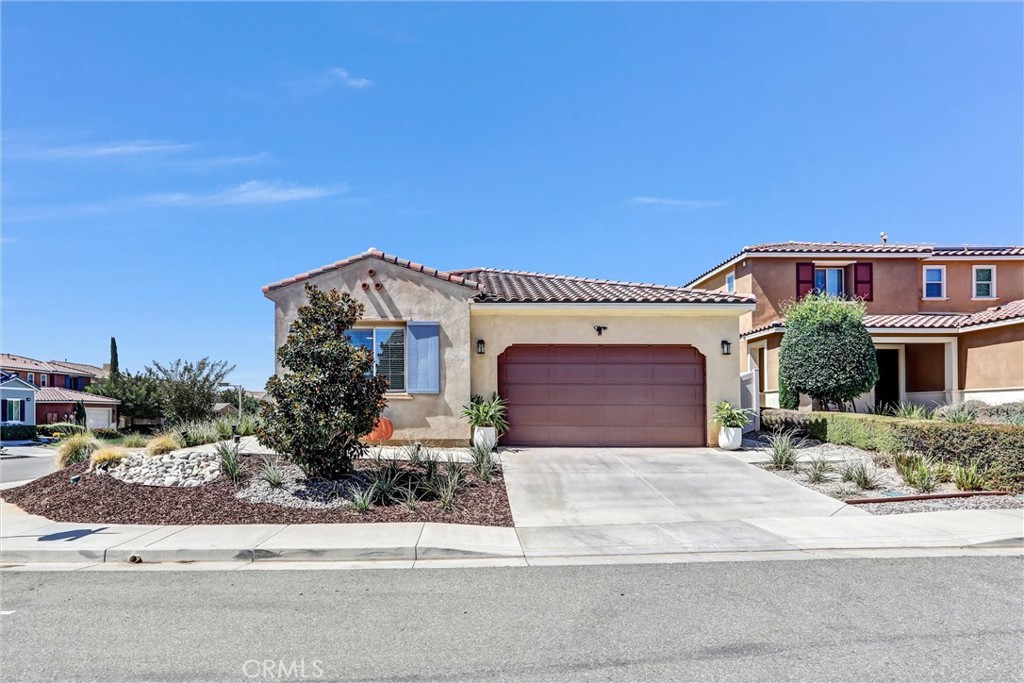 1619 Velum Court Property Photo 1