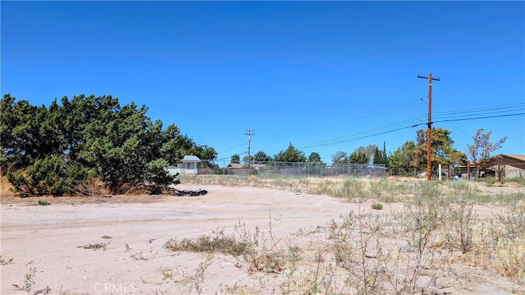 16288 Yucca Street Property Photo 2