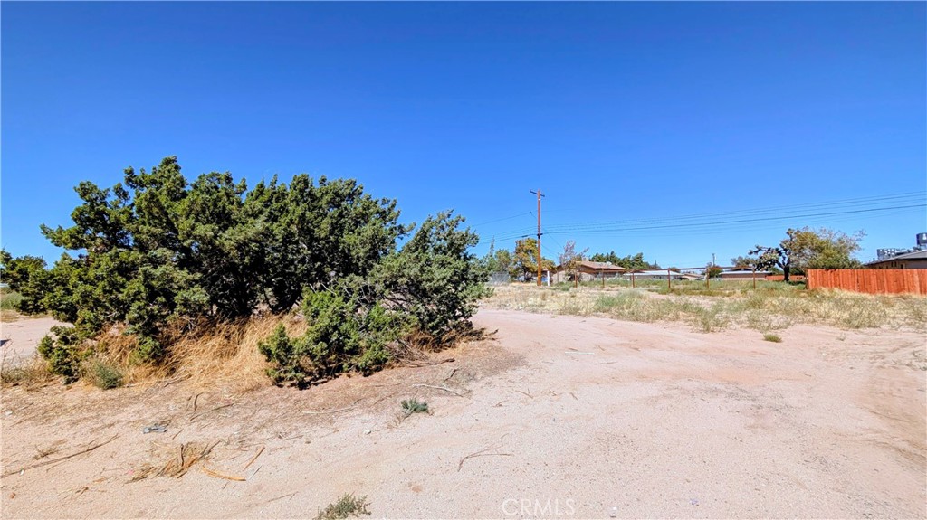 16288 Yucca Street Property Photo 3