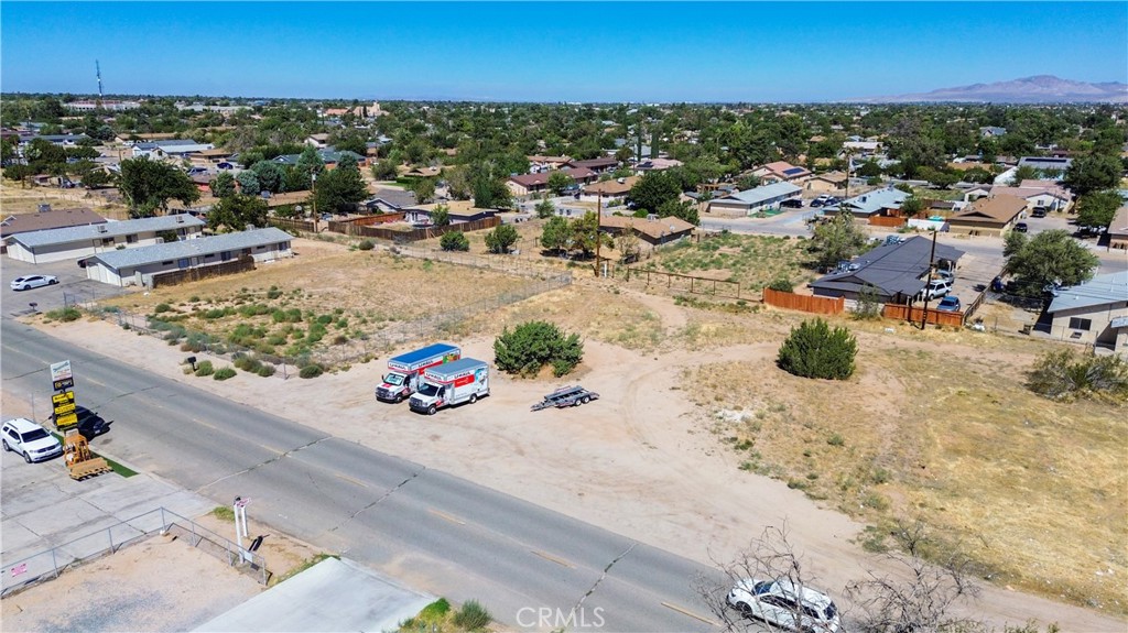 16288 Yucca Street Property Photo 6