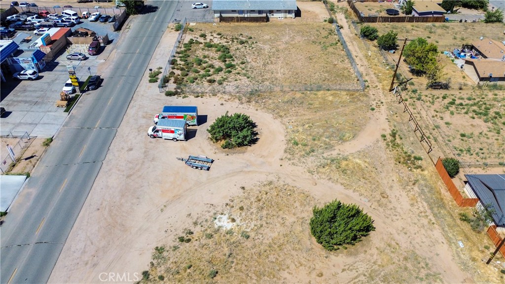16288 Yucca Street Property Photo 8