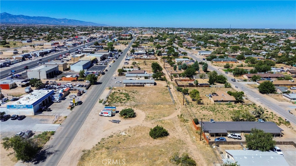 16288 Yucca Street Property Photo 10