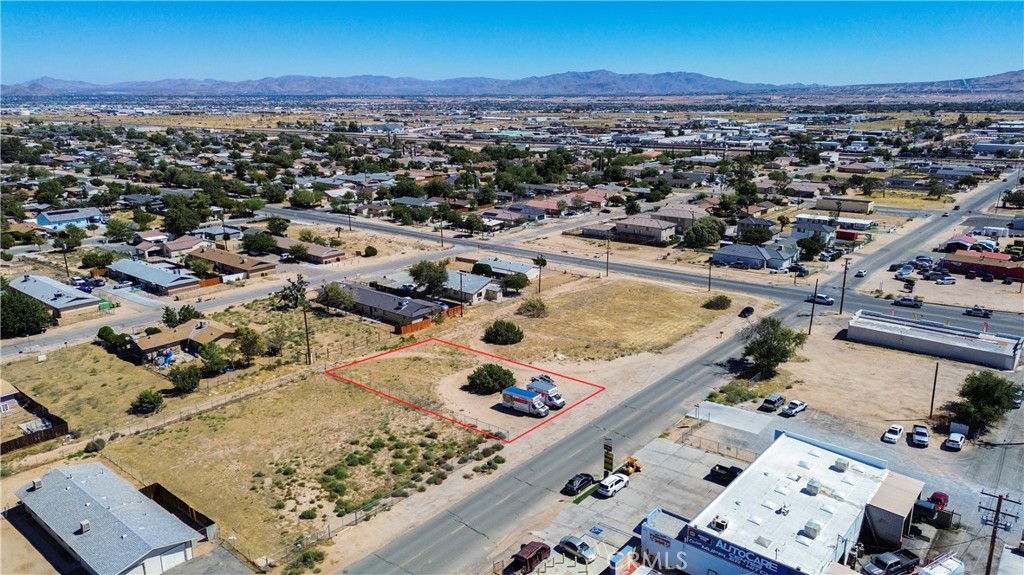 16288 Yucca Street Property Photo 27