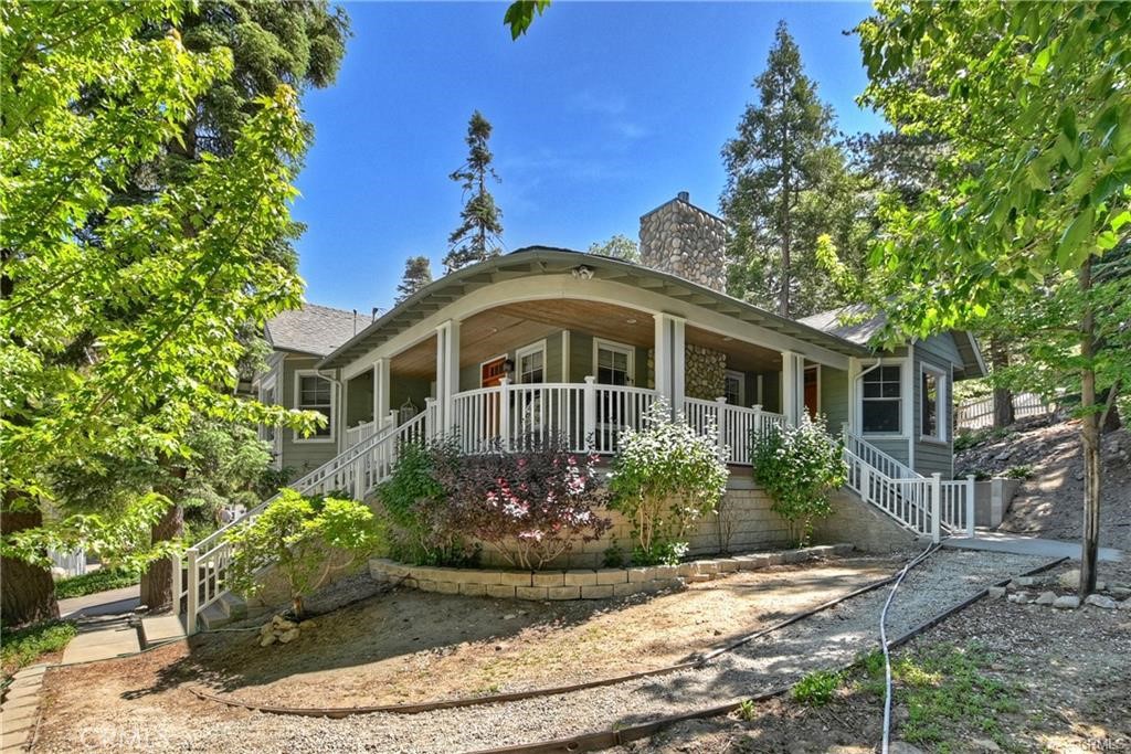26548 Blackfoot E Property Photo 4
