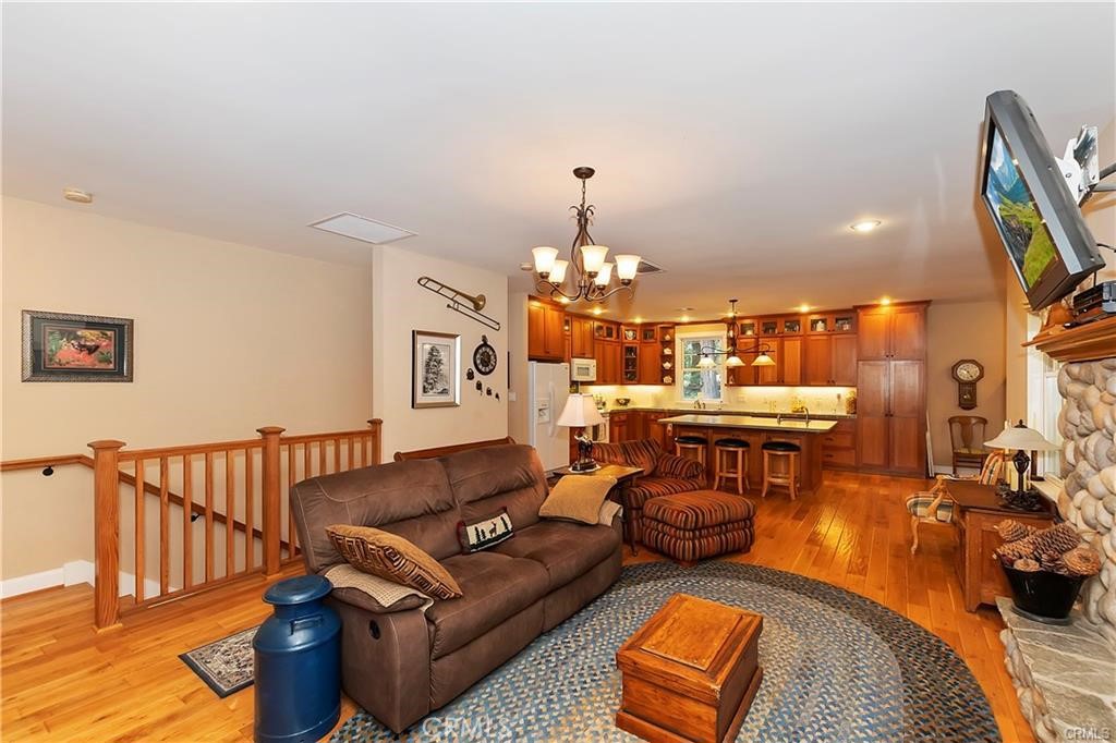 26548 Blackfoot E Property Photo 7