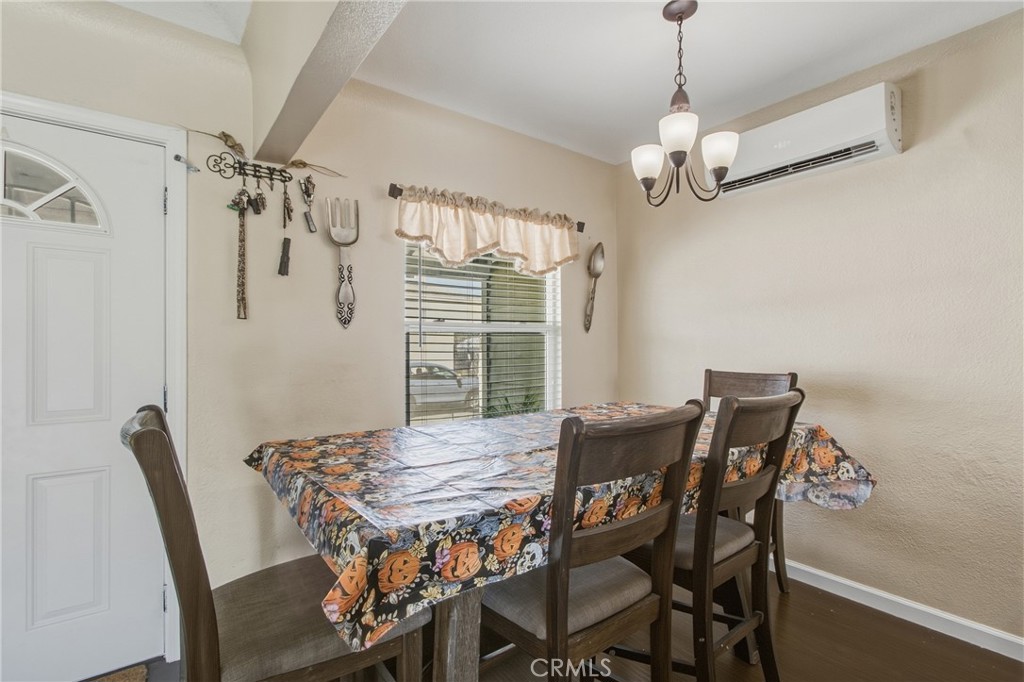 1006 N Matthisen Property Photo 6