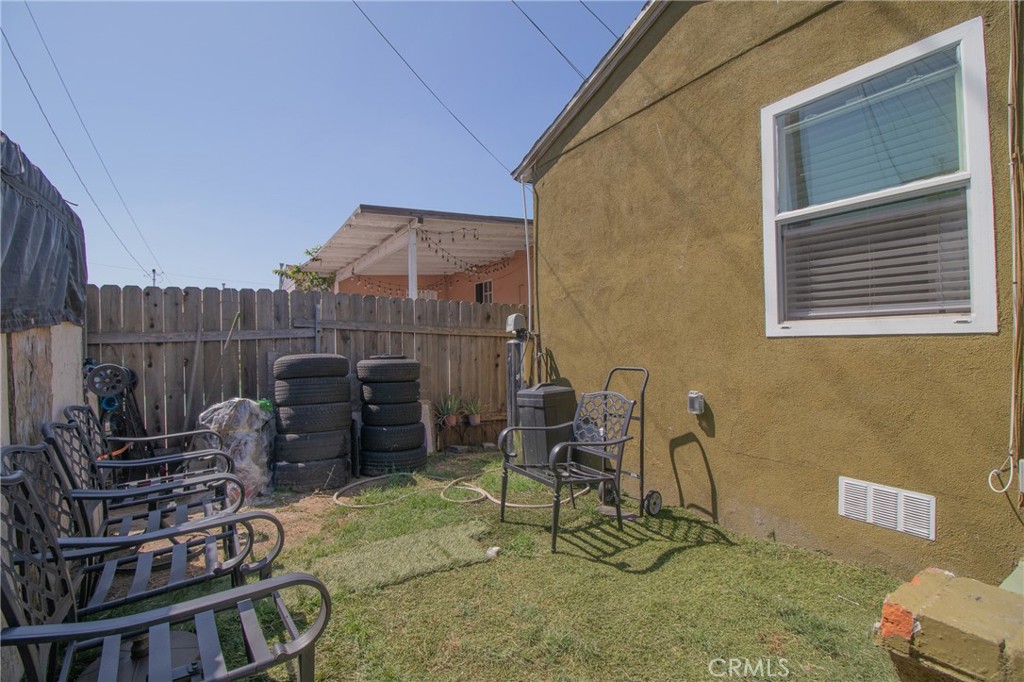 1006 N Matthisen Property Photo 13