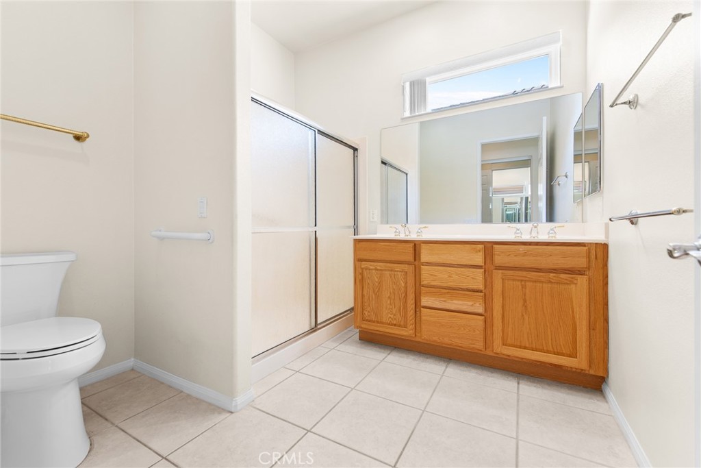 399 Northwood Ave Property Photo 32