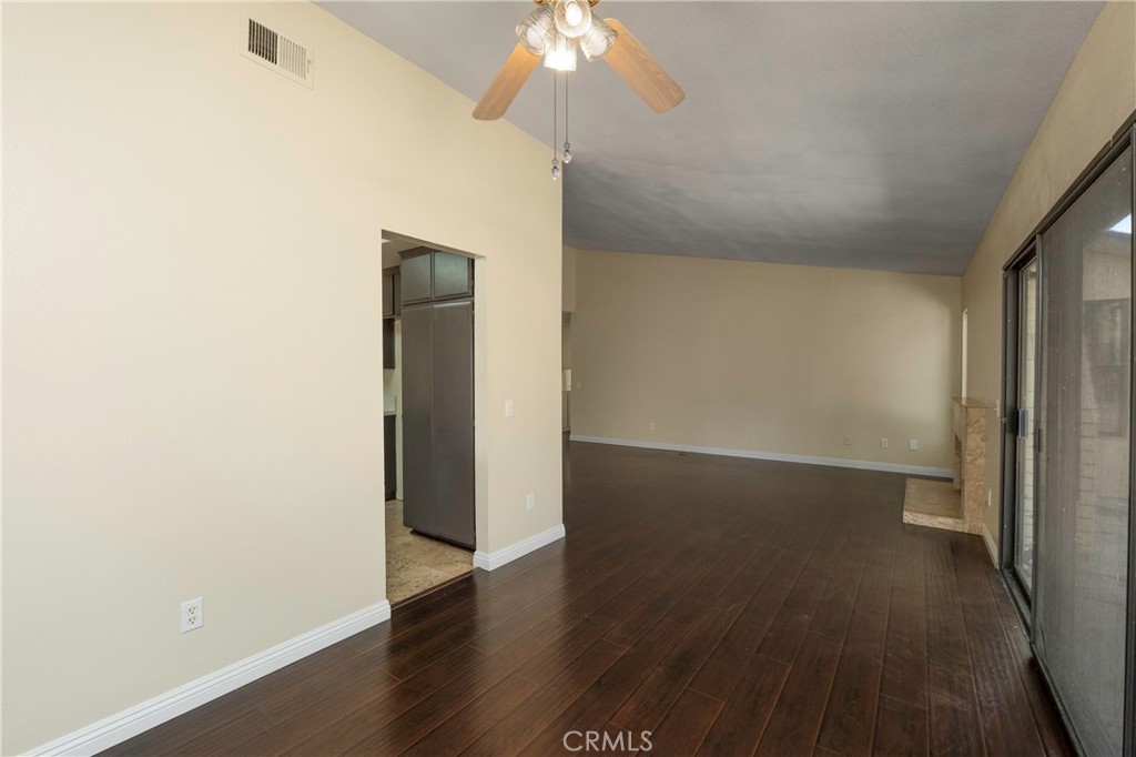 2395 Marigold Property Photo 8