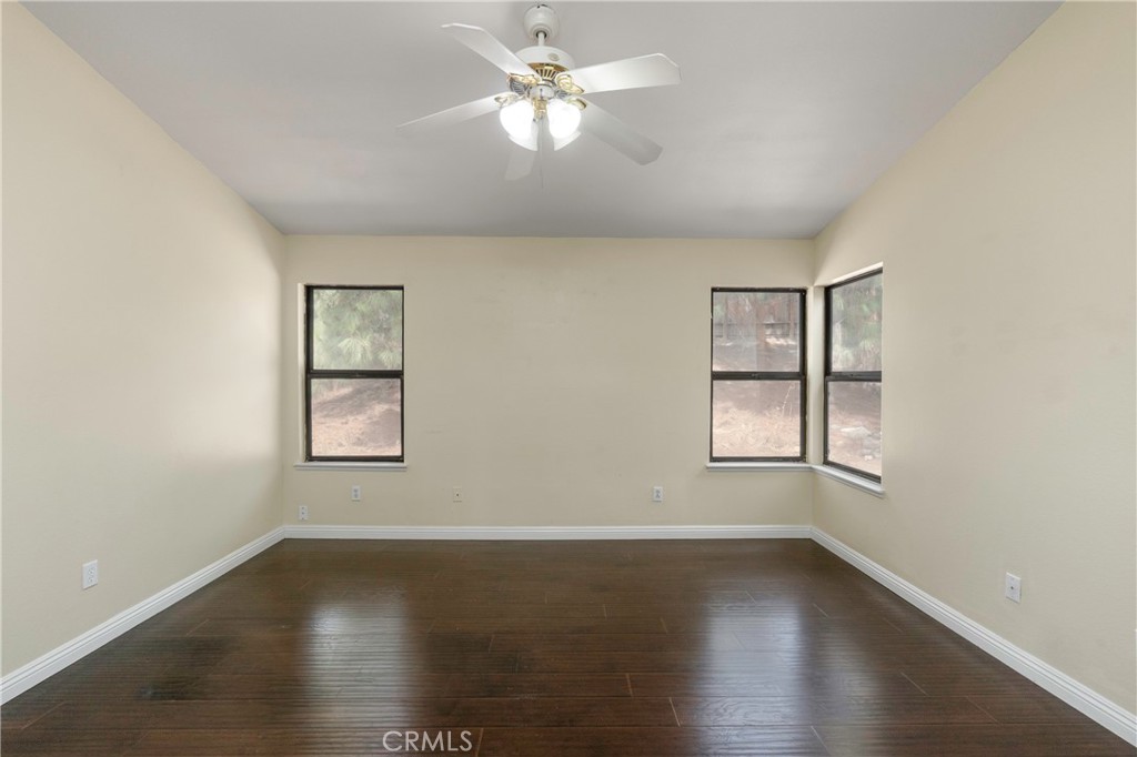 2395 Marigold Property Photo 22