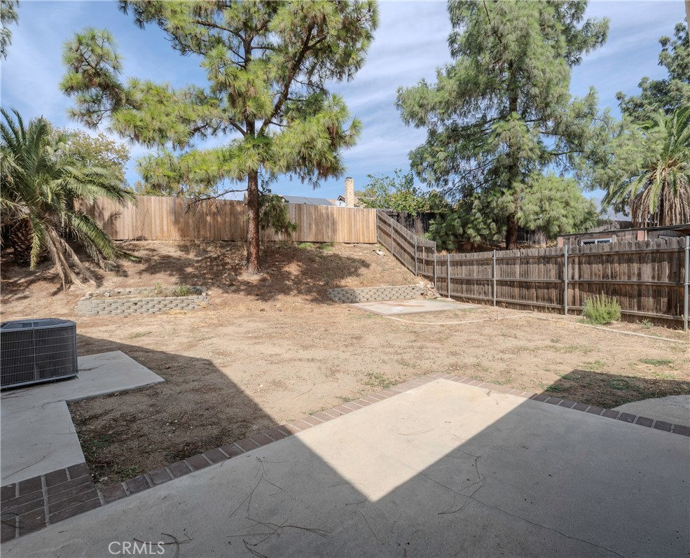 2395 Marigold Property Photo 27