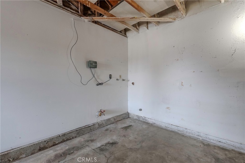 2395 Marigold Property Photo 33