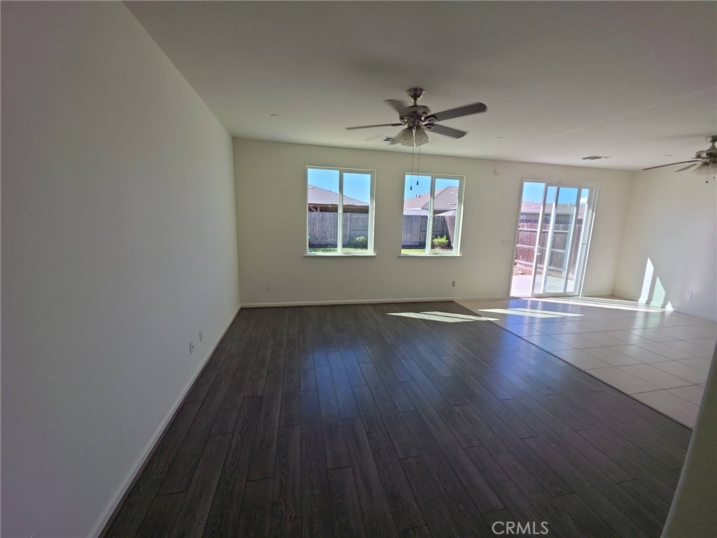 5578 E Eugenia Property Photo 3